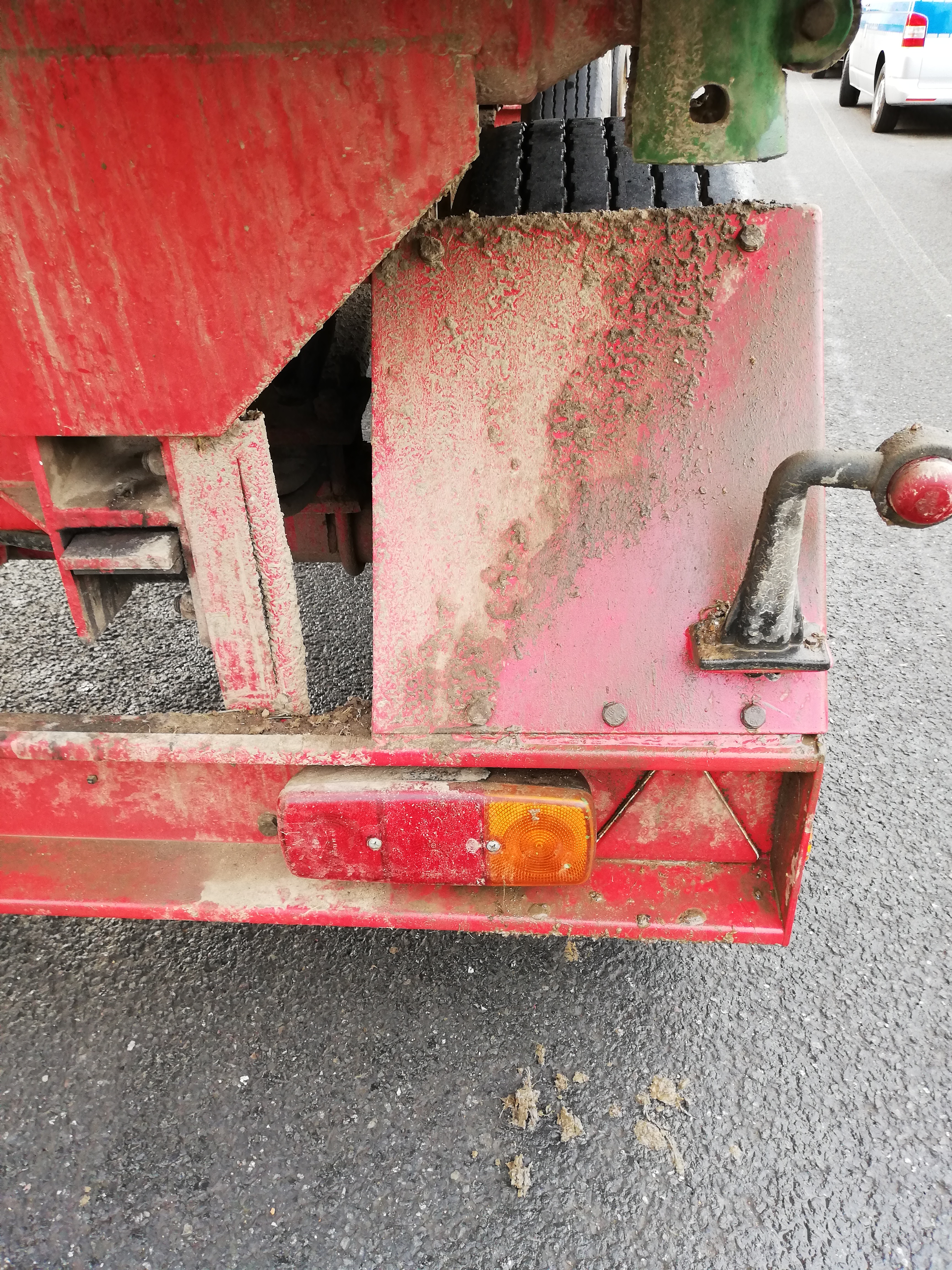 Verschmutztes Fahrzeug