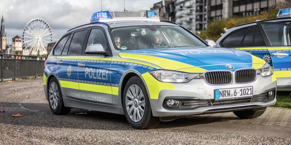 Funkstreifenwagen BMW der Polizei NRW